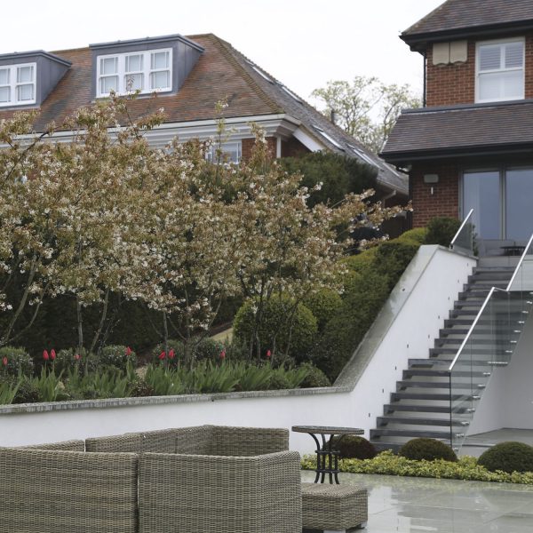 pool garden steps in Hertfordshire